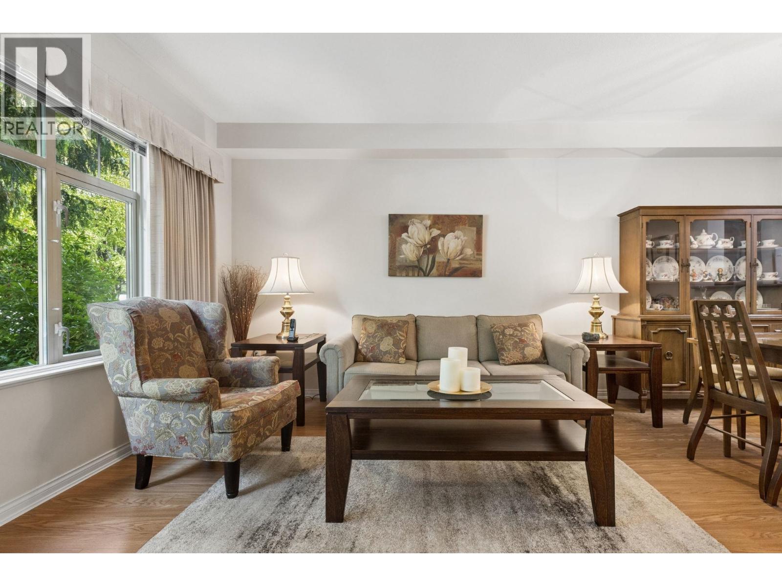 304 2059 CHESTERFIELD AVENUE, North Vancouver — photo 5
