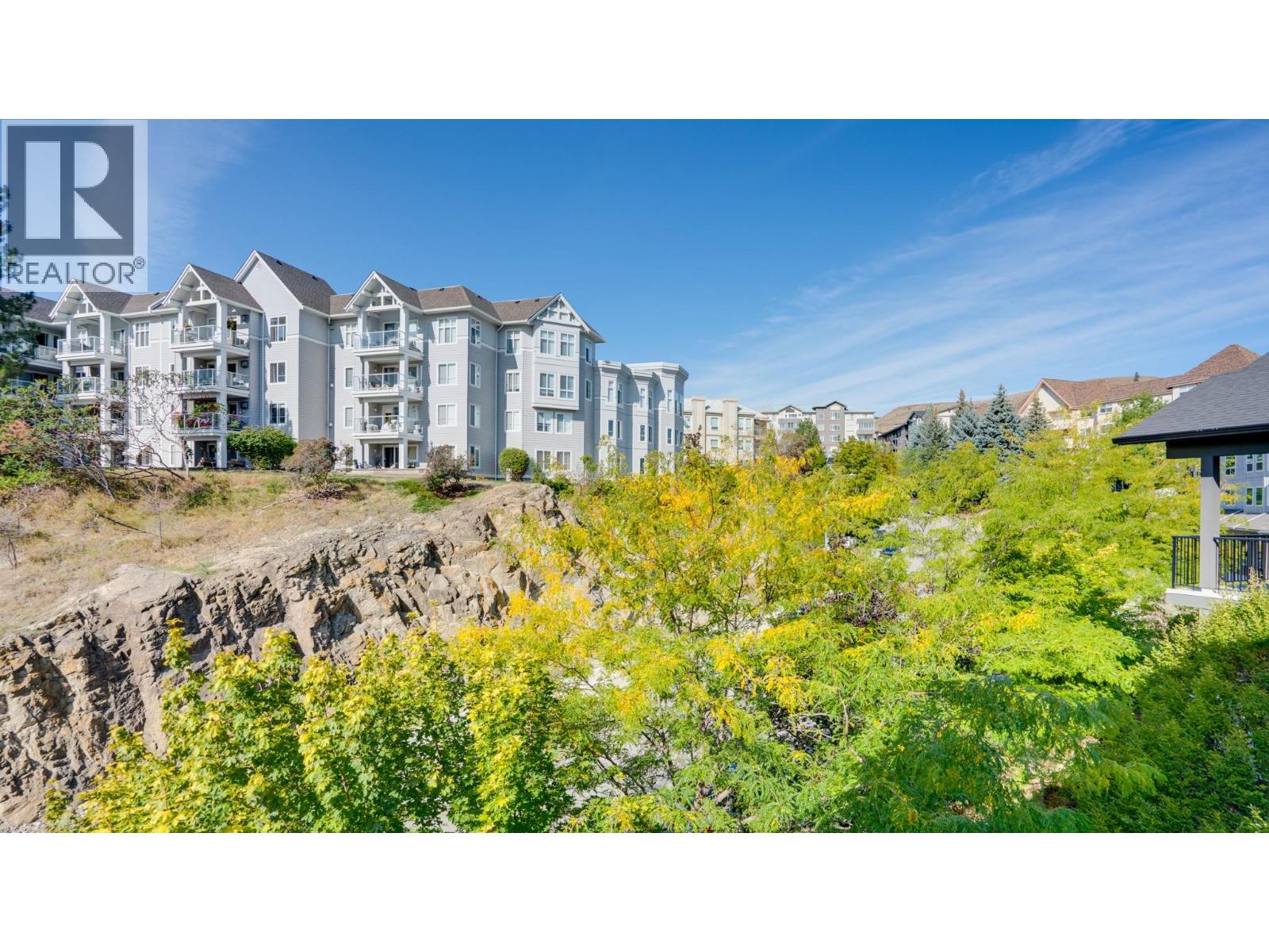 #28 3211 Centennial Drive - 16