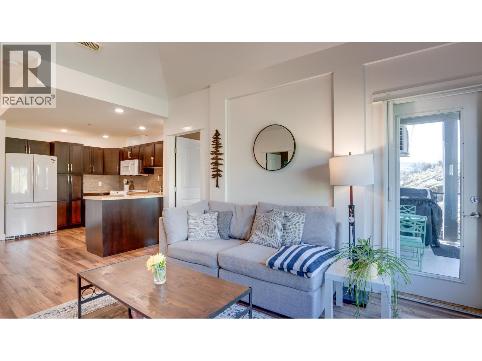 #28 3211 Centennial Drive - 14