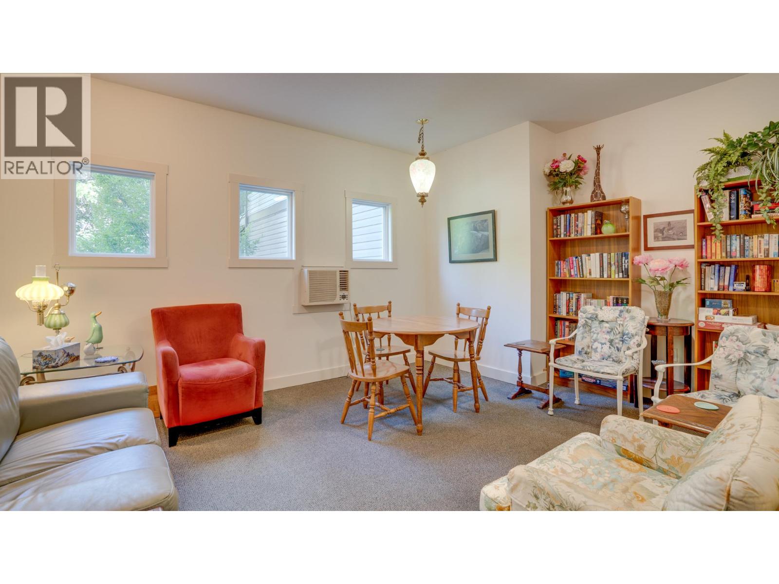 #28 3211 Centennial Drive - 26