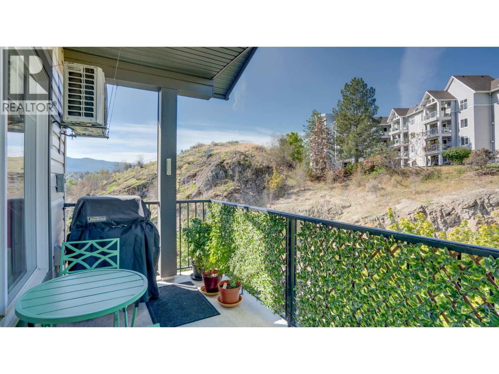 #28 3211 Centennial Drive - 15