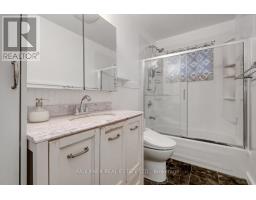 1304 Adirondack Drive, Ottawa, ON K2C2V3 Photo 15