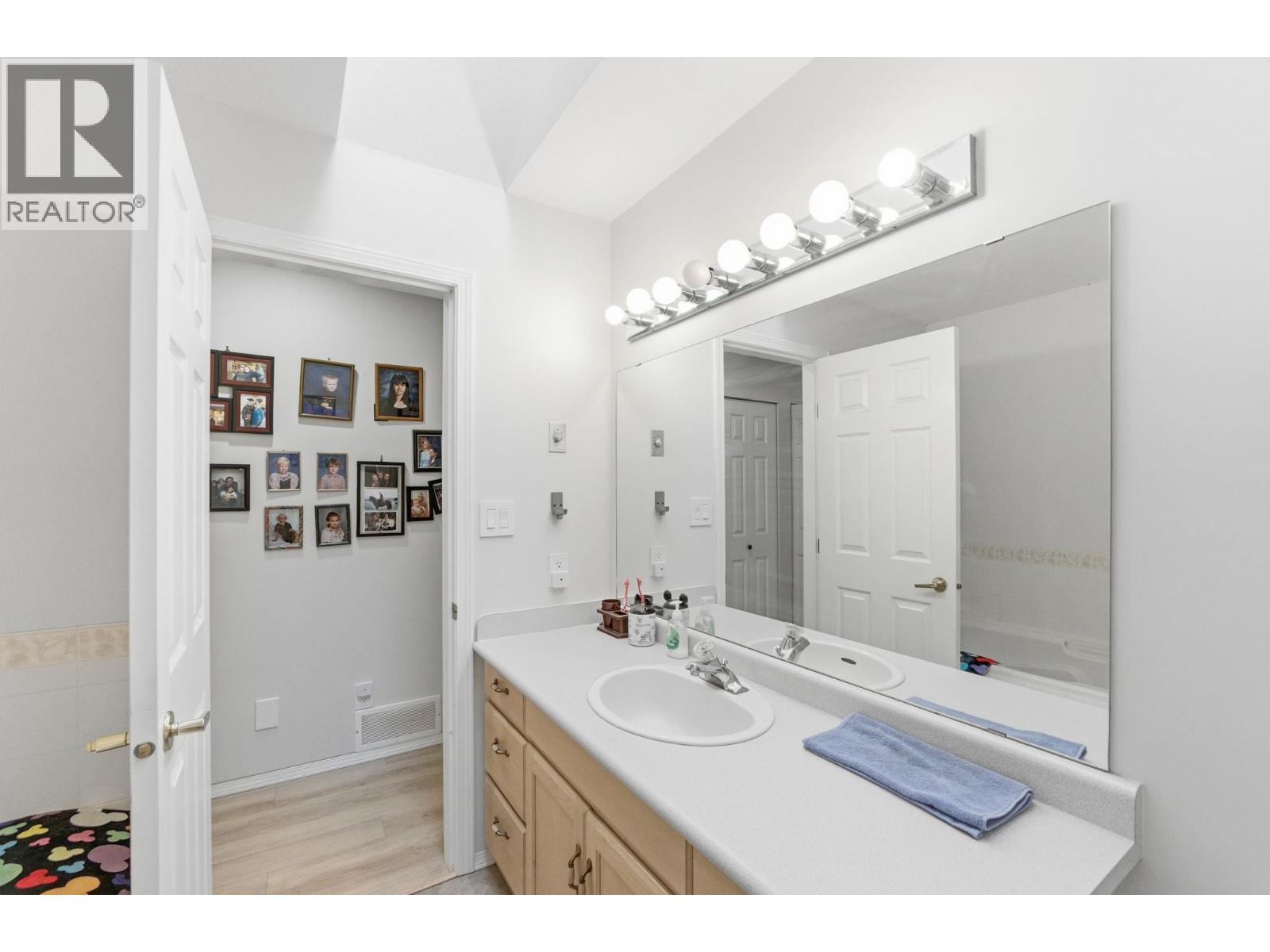 11908 Quail Ridge Place, Osoyoos