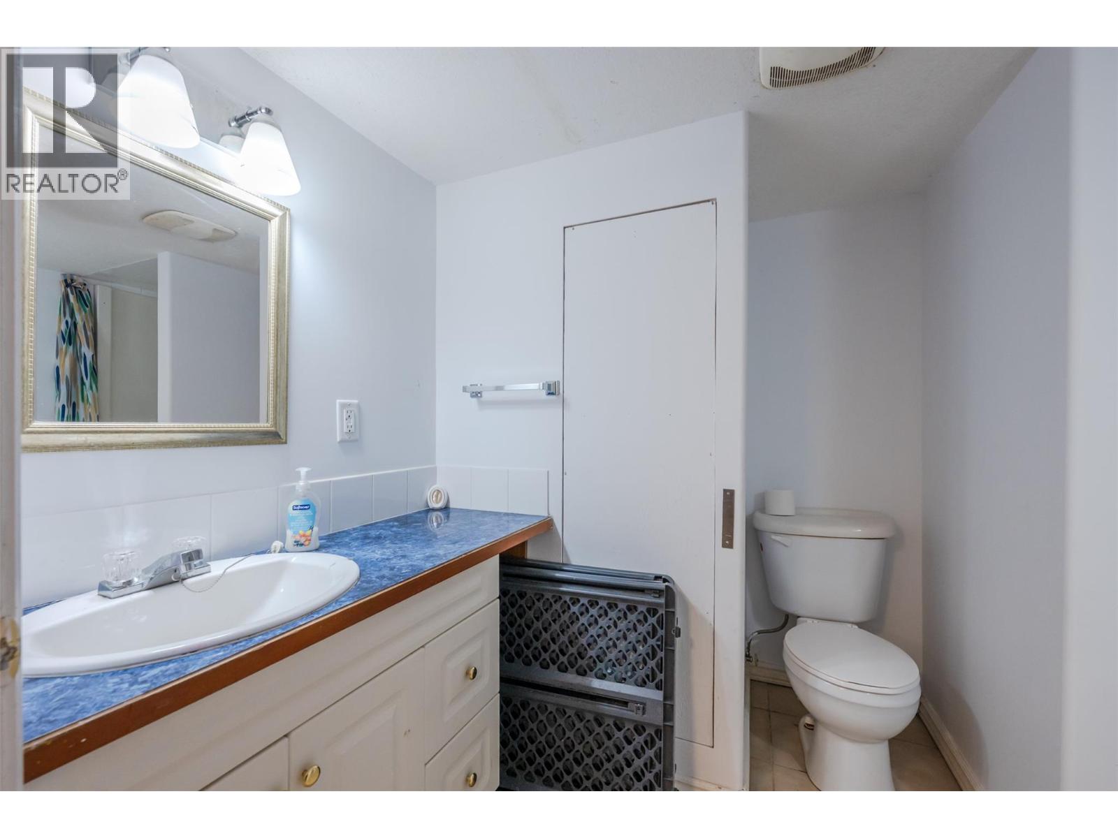 410 10TH Avenue, Keremeos