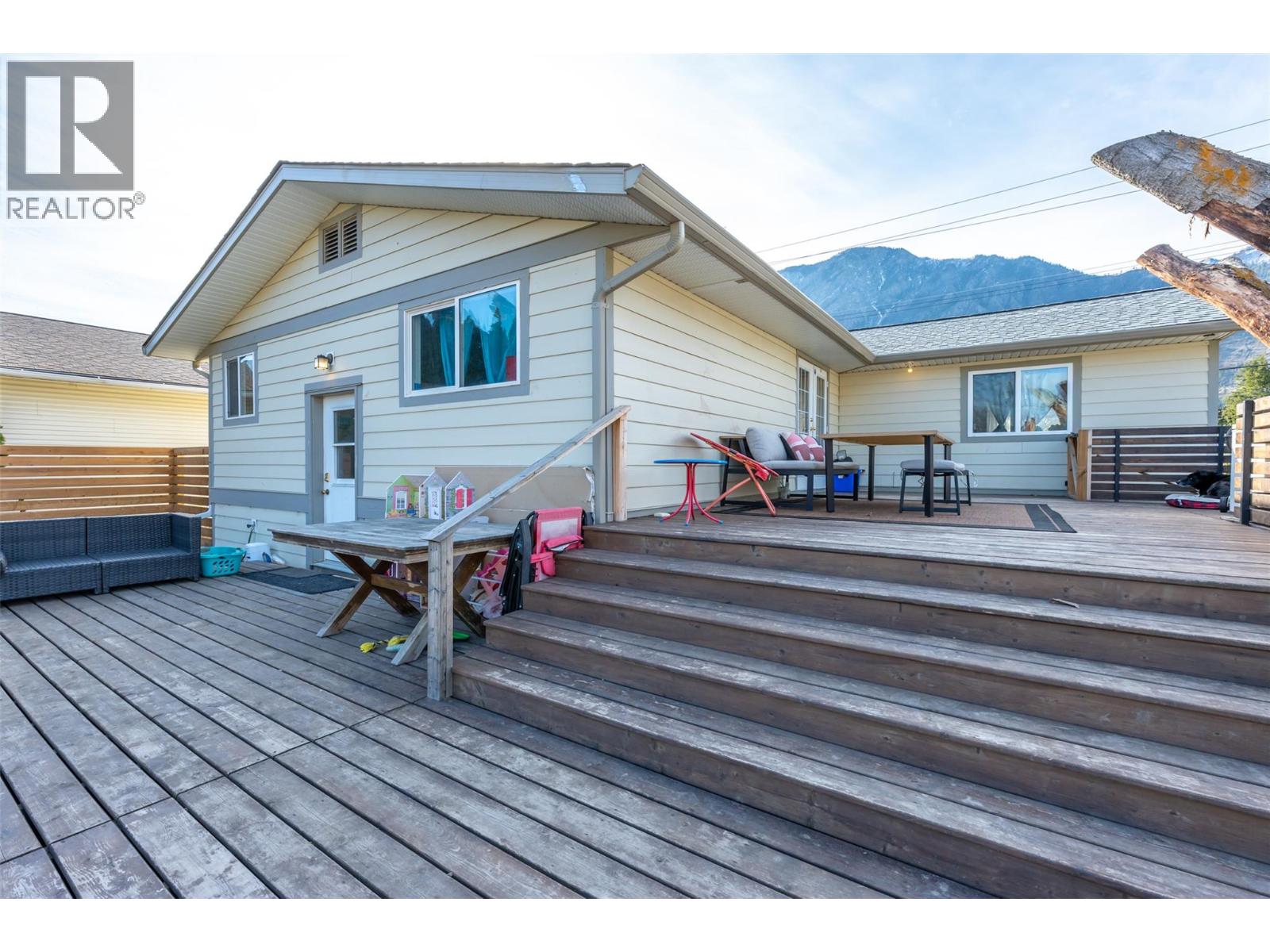 410 10TH Avenue - 37