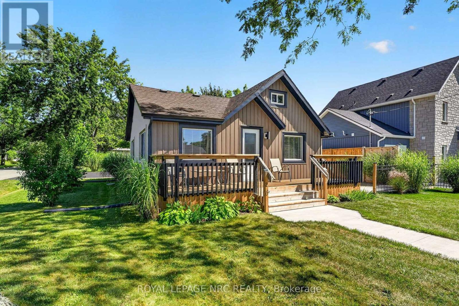 220 ROSEWOOD AVENUE, Fort Erie (Crystal Beach) — photo 2