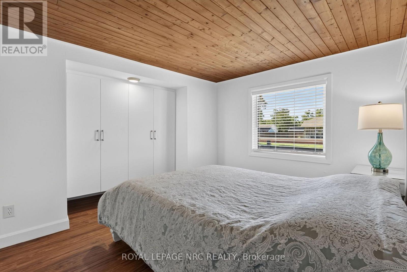 220 ROSEWOOD AVENUE - 8