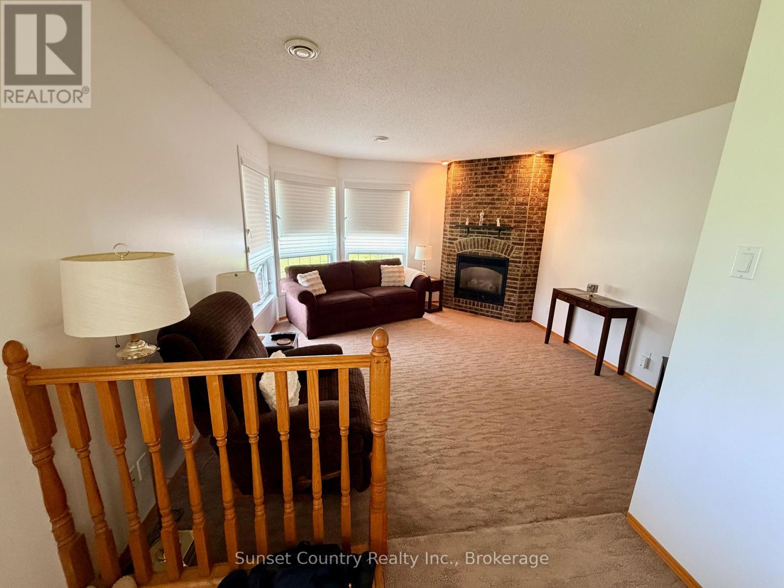 20 DEER TRAIL DRIVE, Dryden (Barclay) — photo 3