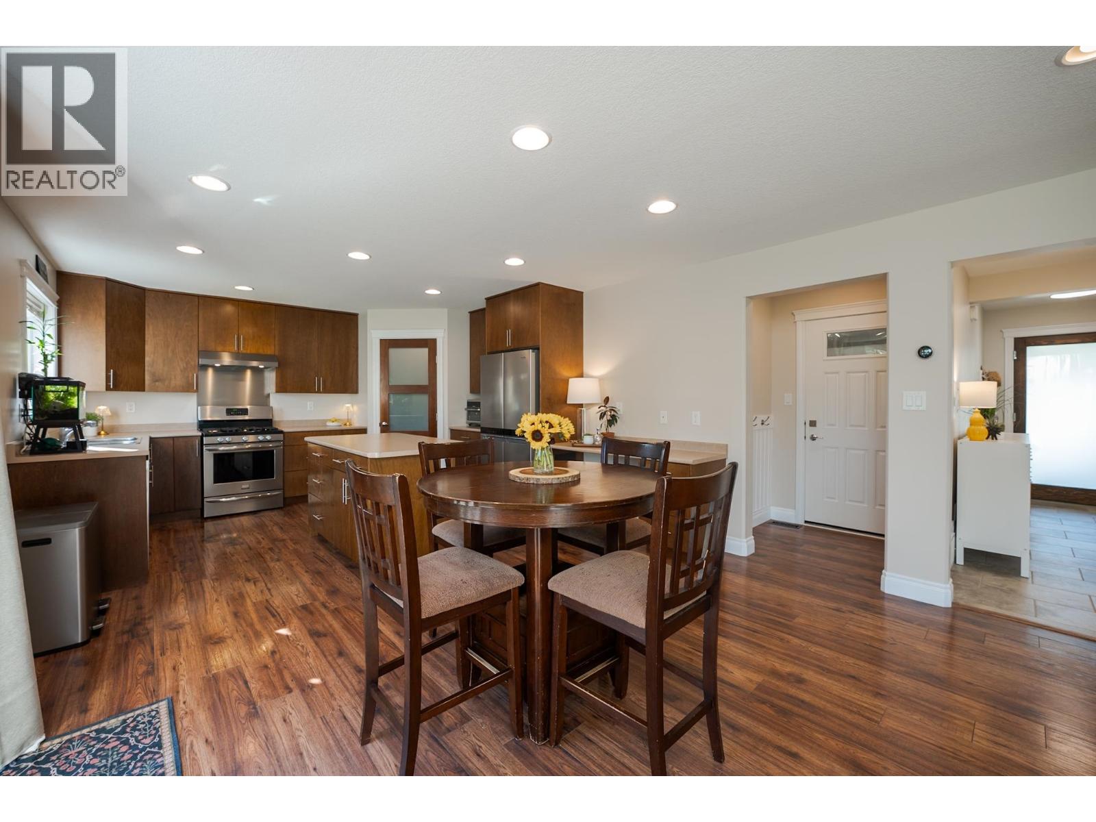 5882 VIRK PLACE - 10
