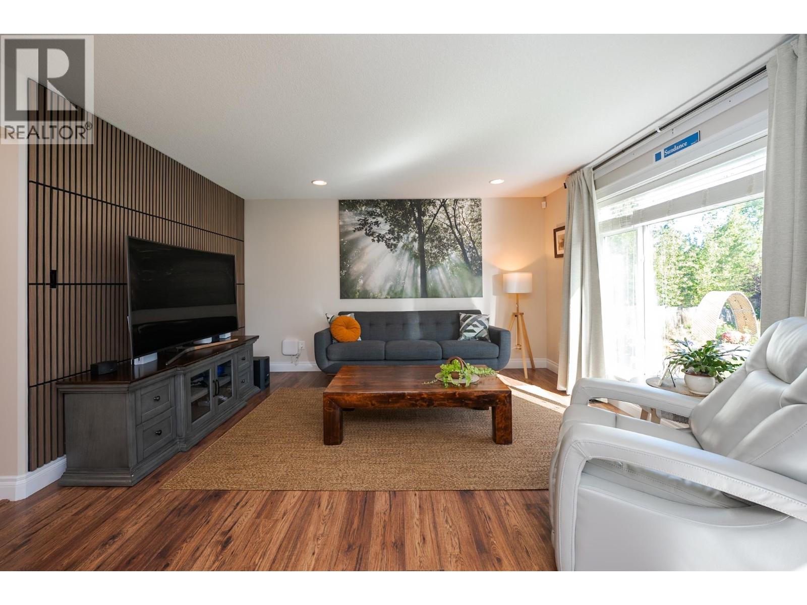 5882 VIRK PLACE - 6