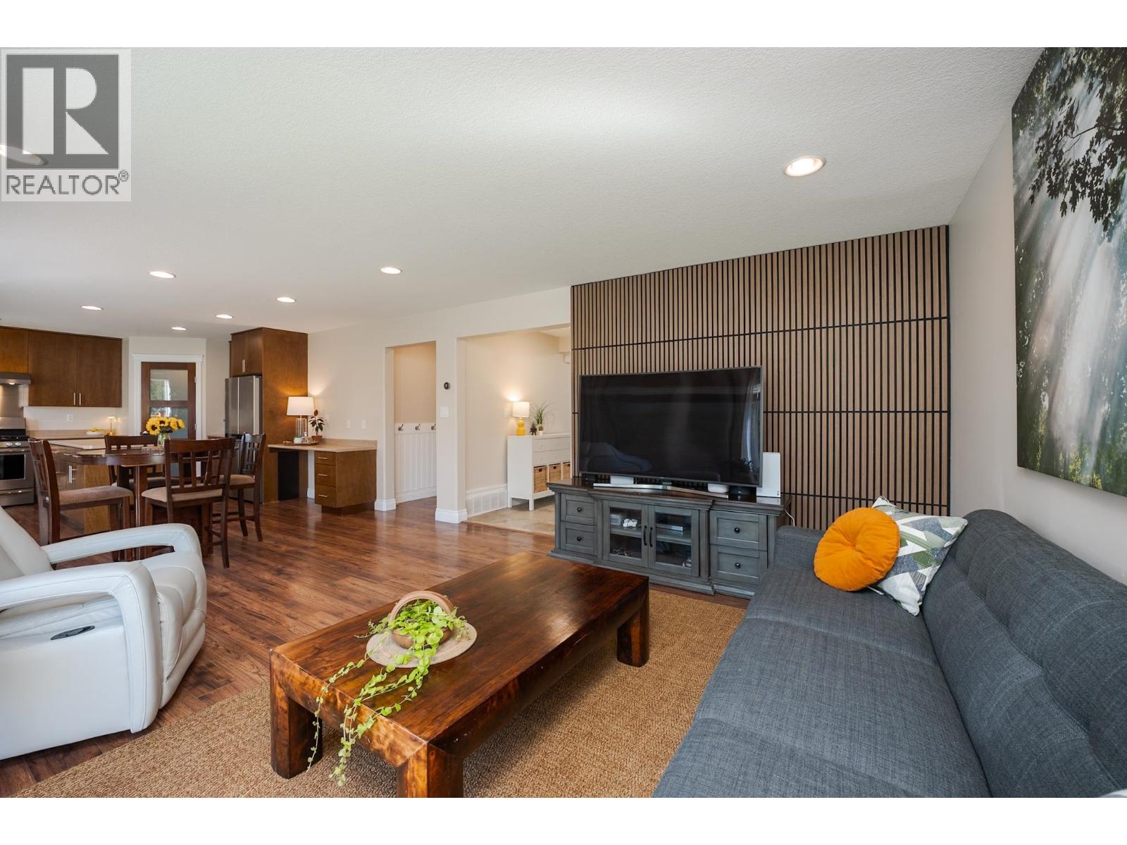 5882 VIRK PLACE - 7