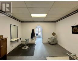 C2 - 206 Perry Street, Clearview, ON L0M1S0 Photo 6