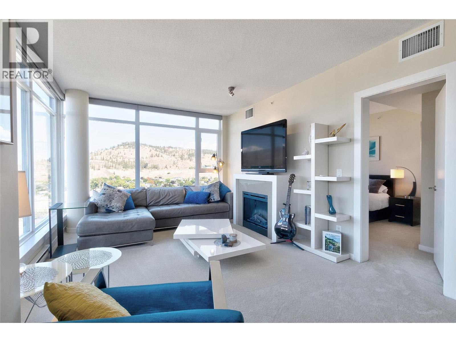 1075 Sunset Drive Unit# 2001, Kelowna