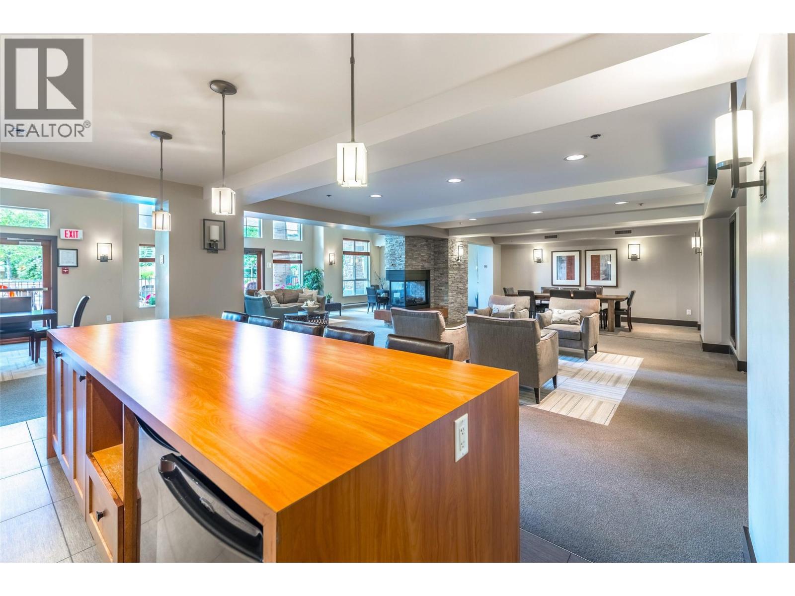 1075 Sunset Drive Unit# 2001, Kelowna