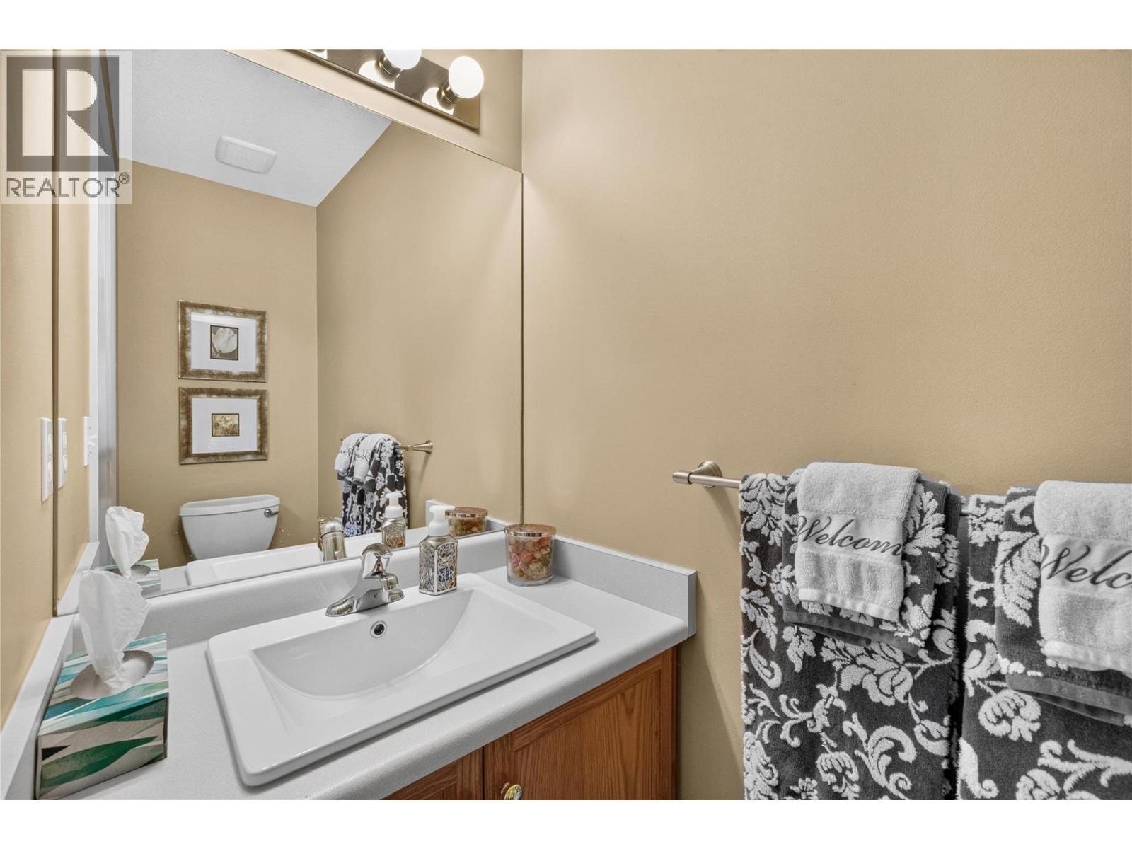 4015 Logie Court, Kelowna
