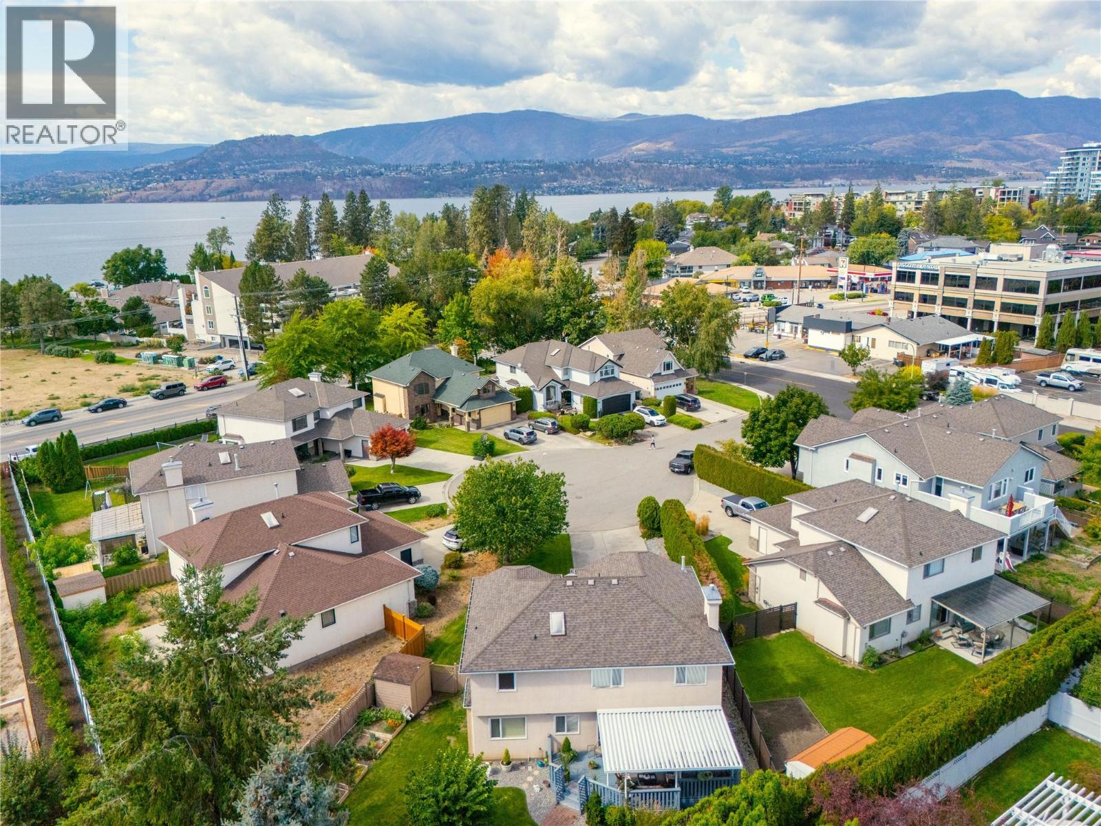 4015 Logie Court, Kelowna
