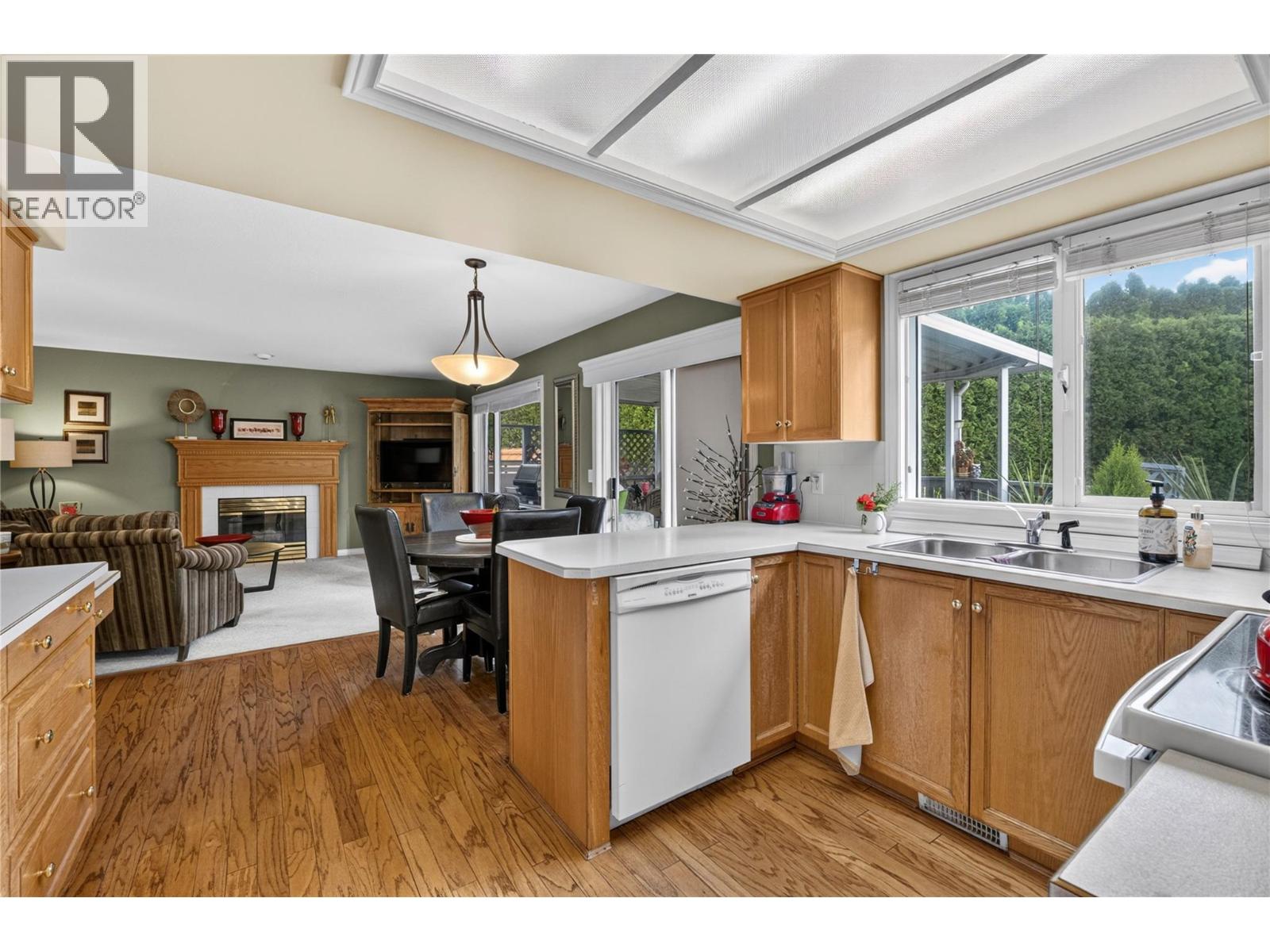 4015 Logie Court, Kelowna
