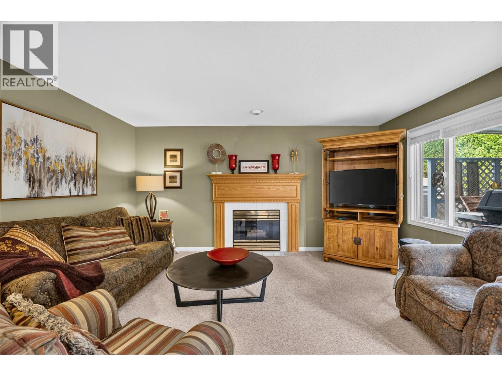 4015 Logie Court, Kelowna