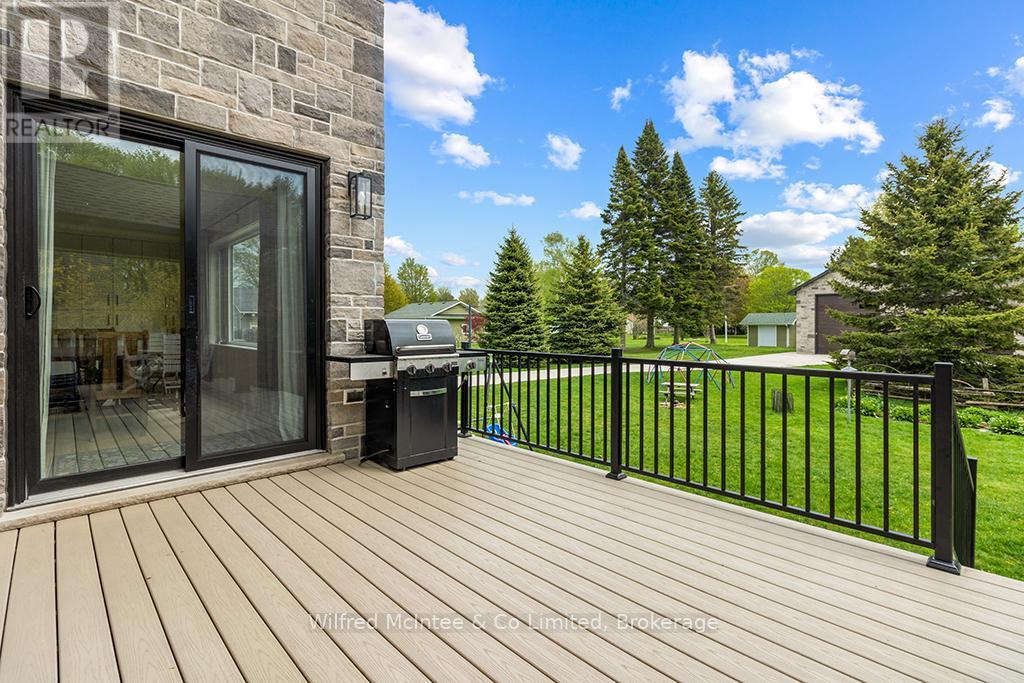 72 VICTORIA STREET S - Image 12