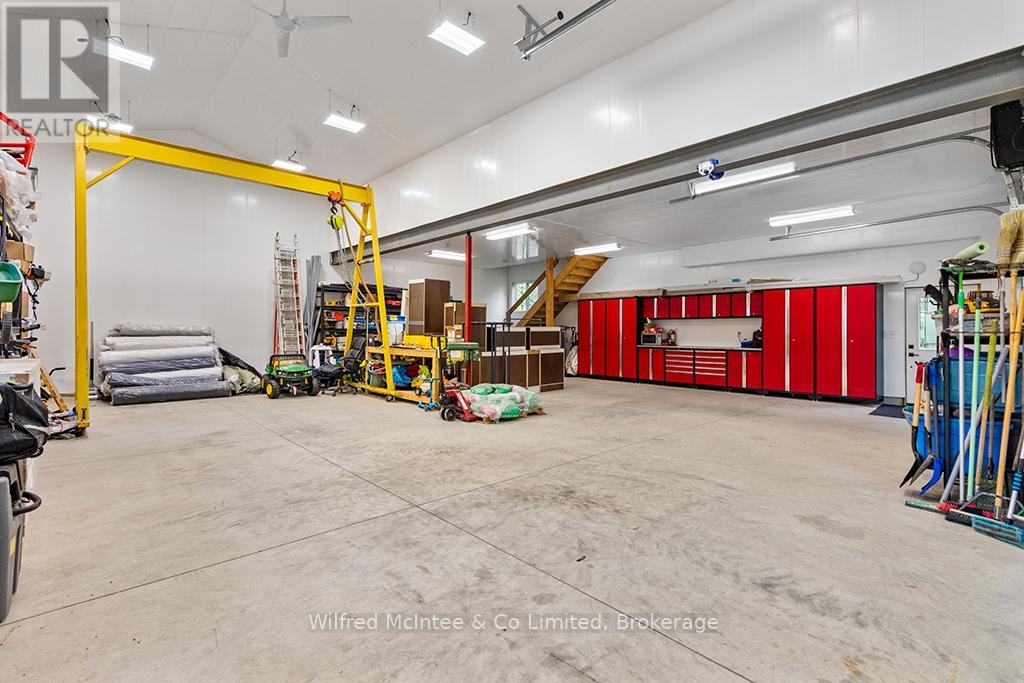 72 VICTORIA STREET S - Image 38