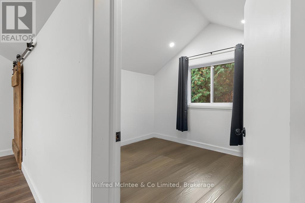 72 VICTORIA STREET S - Image 43