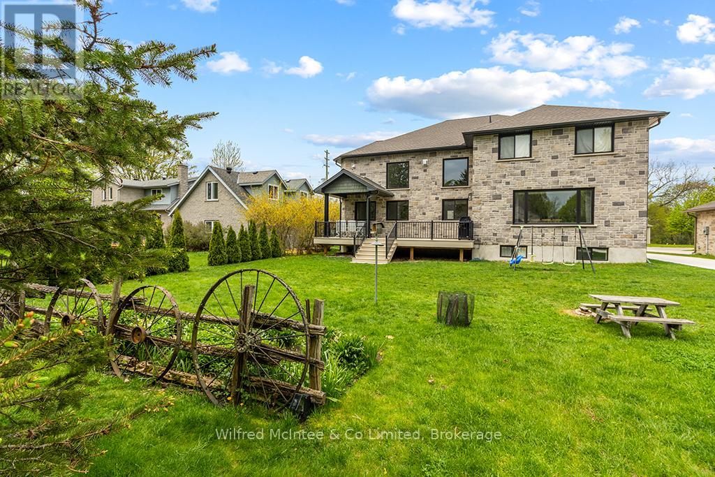 72 VICTORIA STREET S, Saugeen Shores — photo 5
