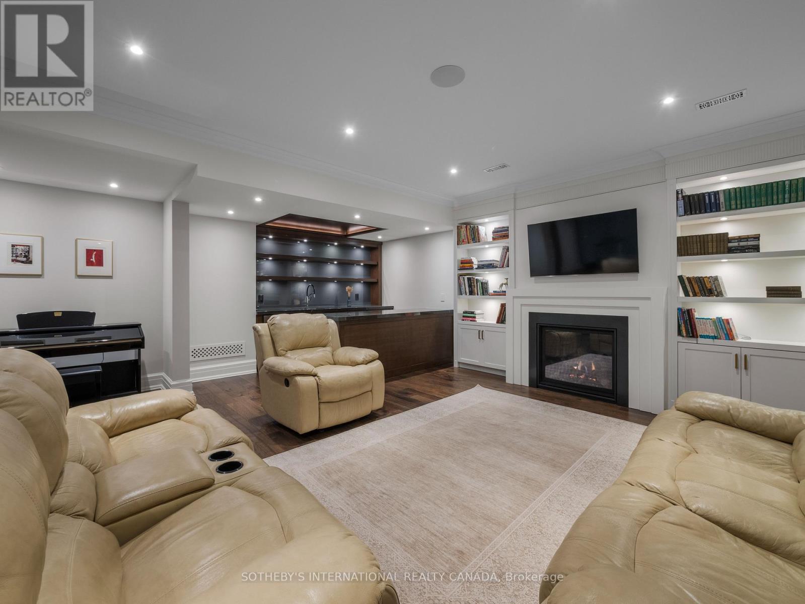 22 BROOKFIELD ROAD - Image 38