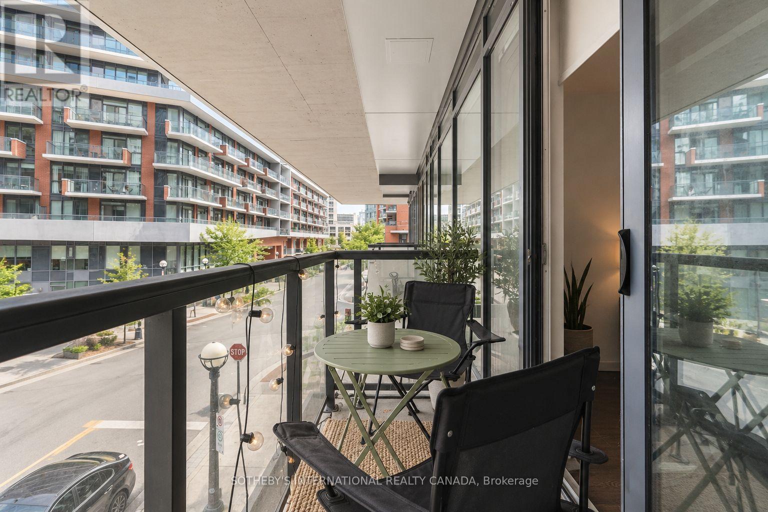 #TH7 20 BRUYERES MEWS - 17