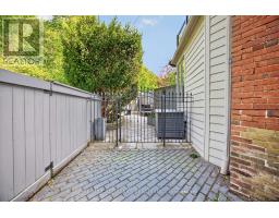 30 Edgewood Crescent, Toronto, ON M4W3A9 Photo 42