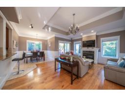 15775 39a Avenue, Surrey, BC V3Z0L1 Photo 8