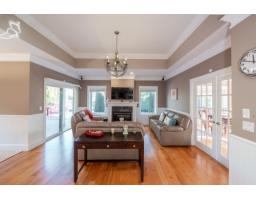 15775 39a Avenue, Surrey, BC V3Z0L1 Photo 9
