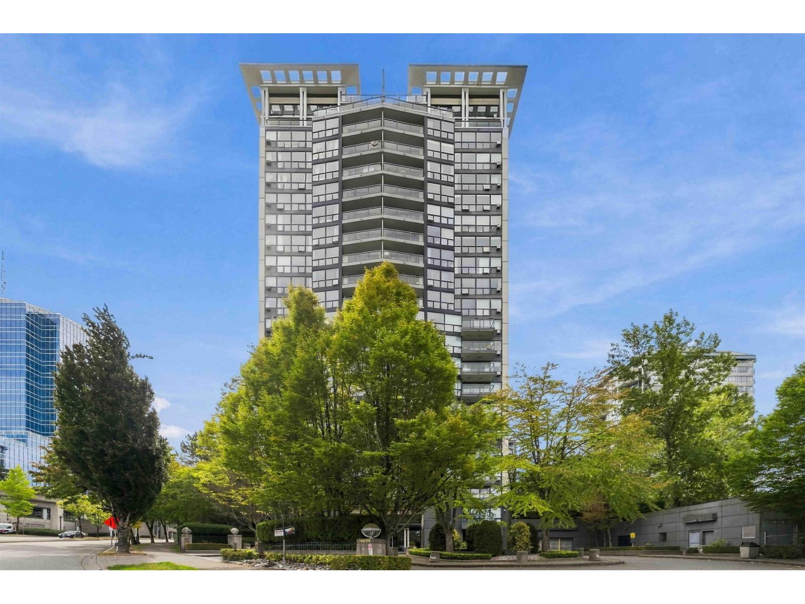 1104 10899 UNIVERSITY DRIVE, Surrey — photo 1