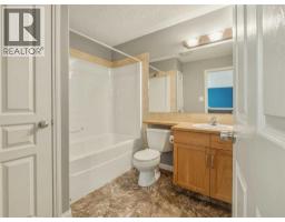 34 Heritage Green W, Lethbridge, AB T1K7Z7 Photo 14