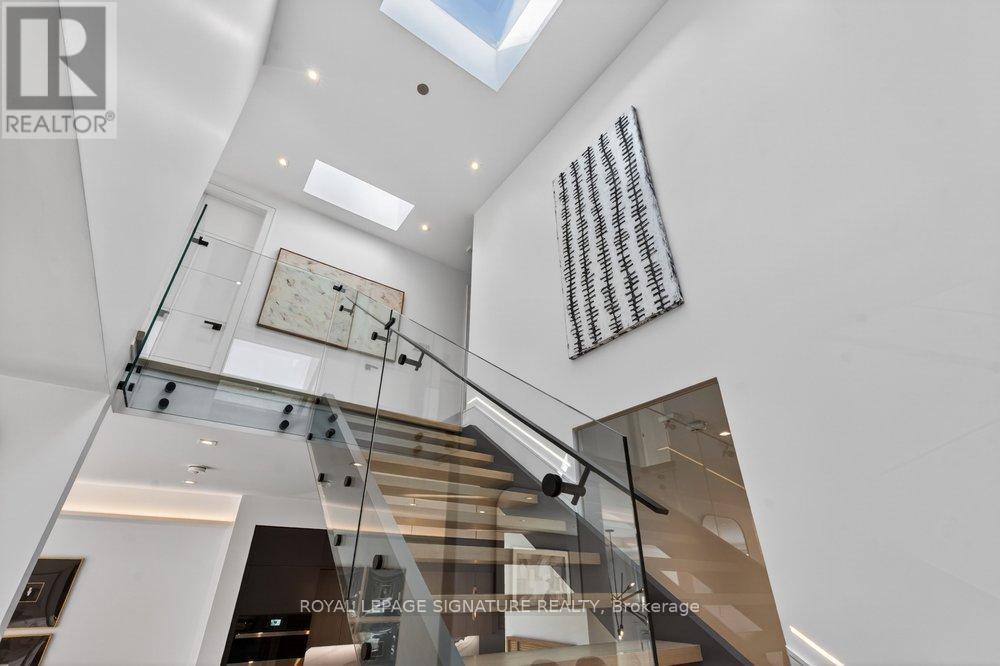 39 DERWYN ROAD - Image 23