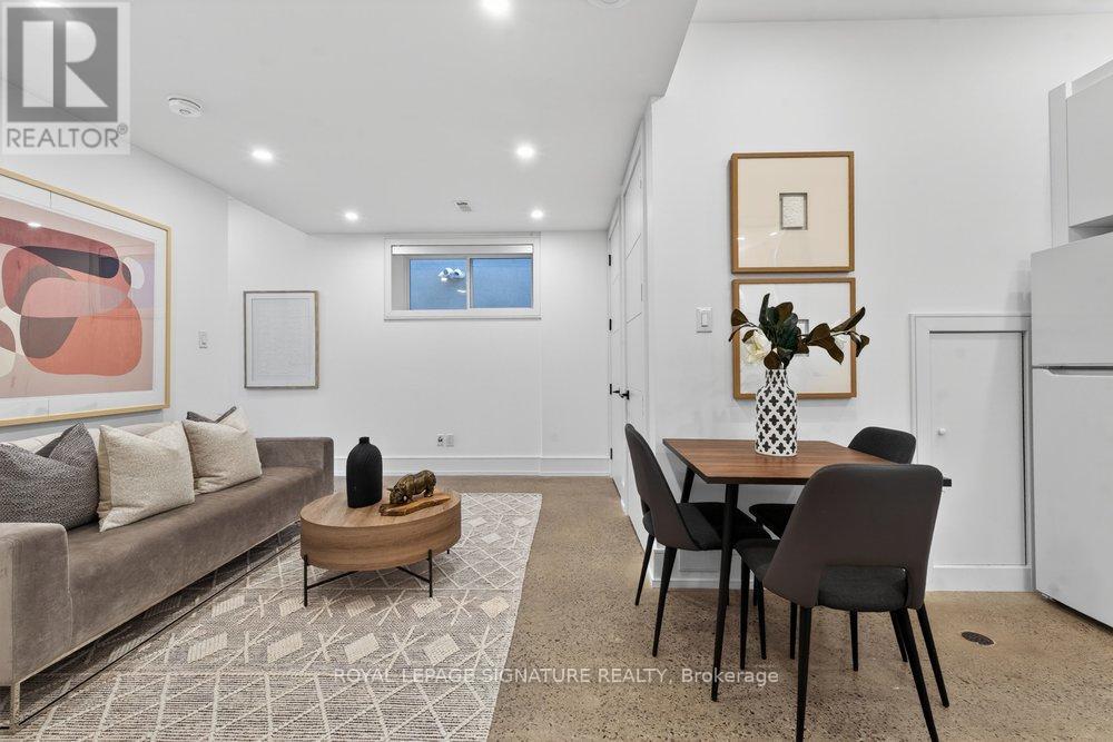 39 DERWYN ROAD - Image 42