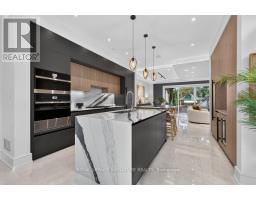 Sitting room - 39 Derwyn Road, Toronto, ON M4J4N1 Photo 10