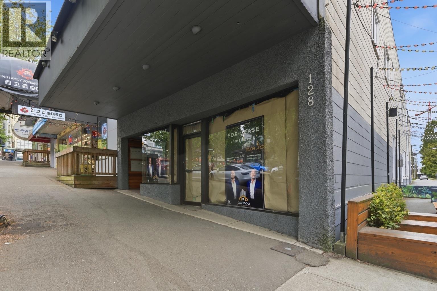 128 LONSDALE AVENUE, North Vancouver — photo 1