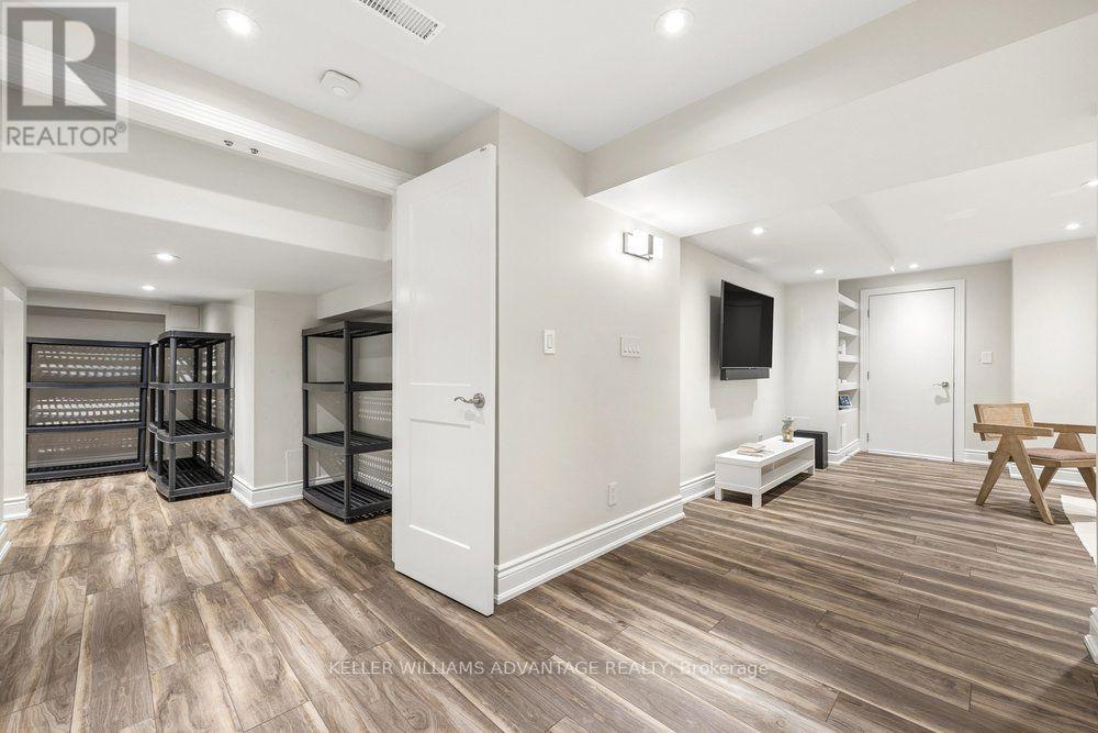 75 FORESTBROOK DRIVE - 41
