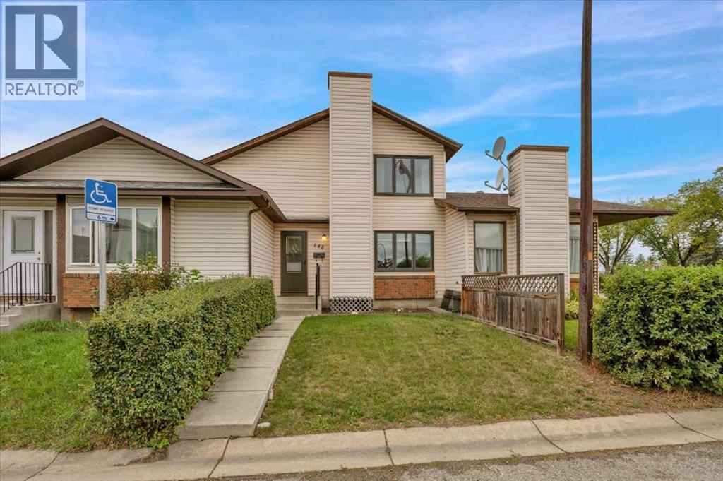 148 Deerview Way SE, Deer Ridge, Calgary photo 2