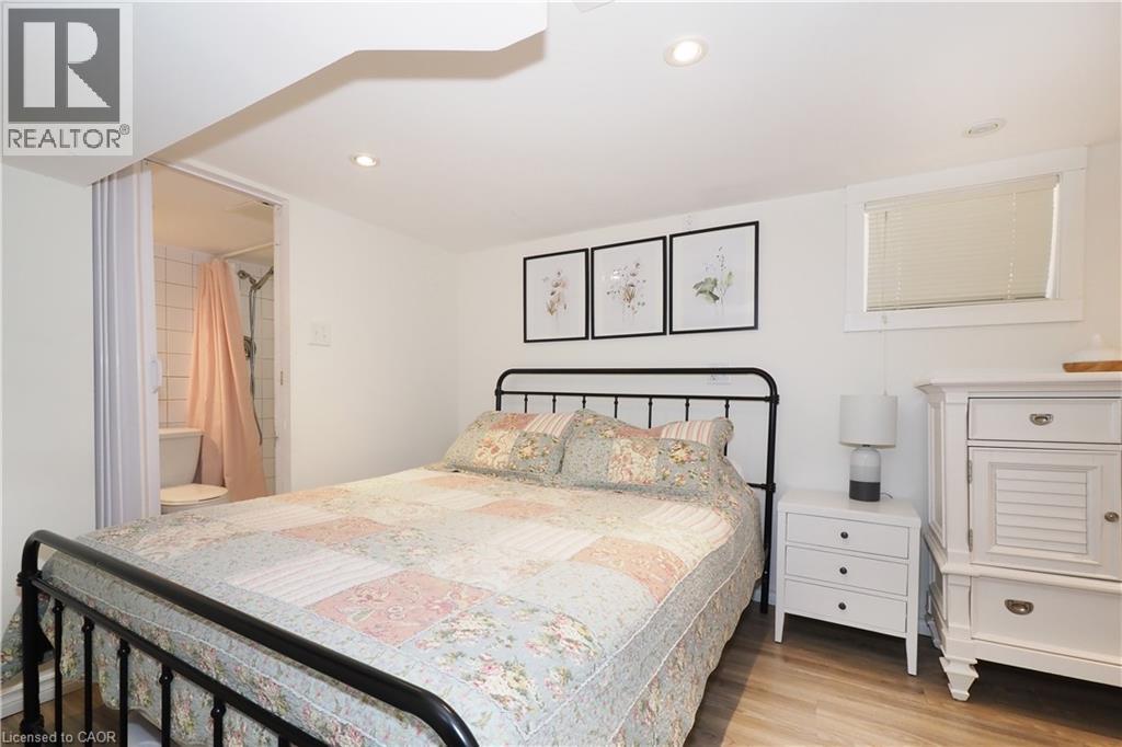123 SAMUEL Street - Image 19