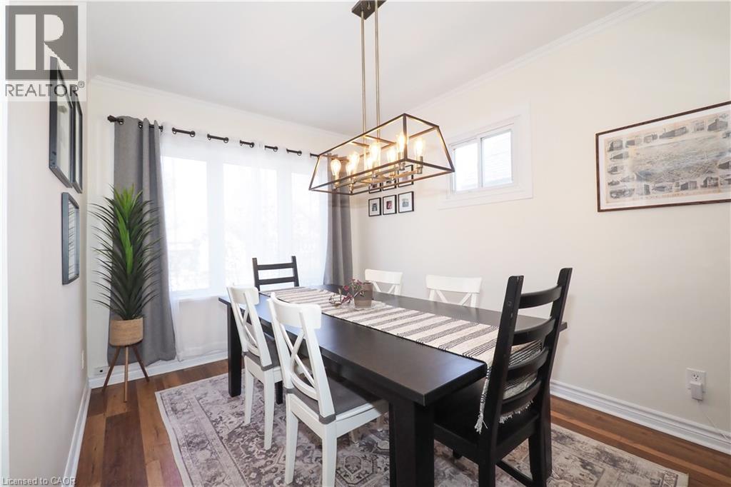 123 SAMUEL Street, Kitchener — photo 8