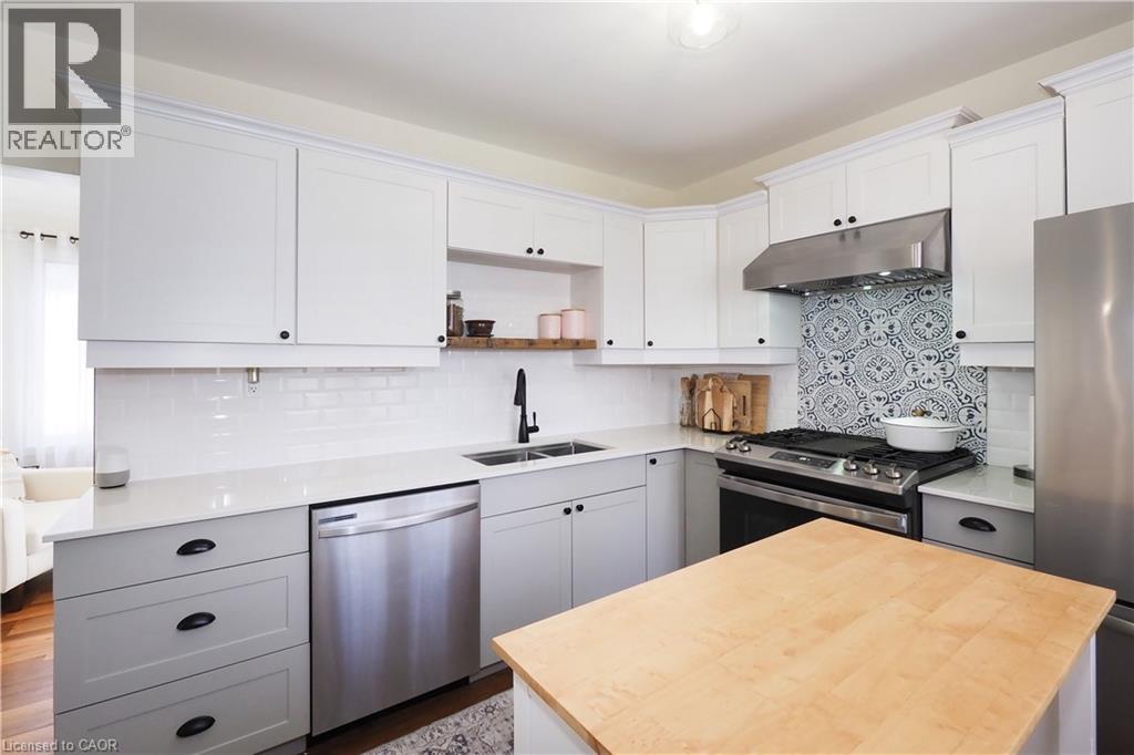 123 SAMUEL Street — photo 3