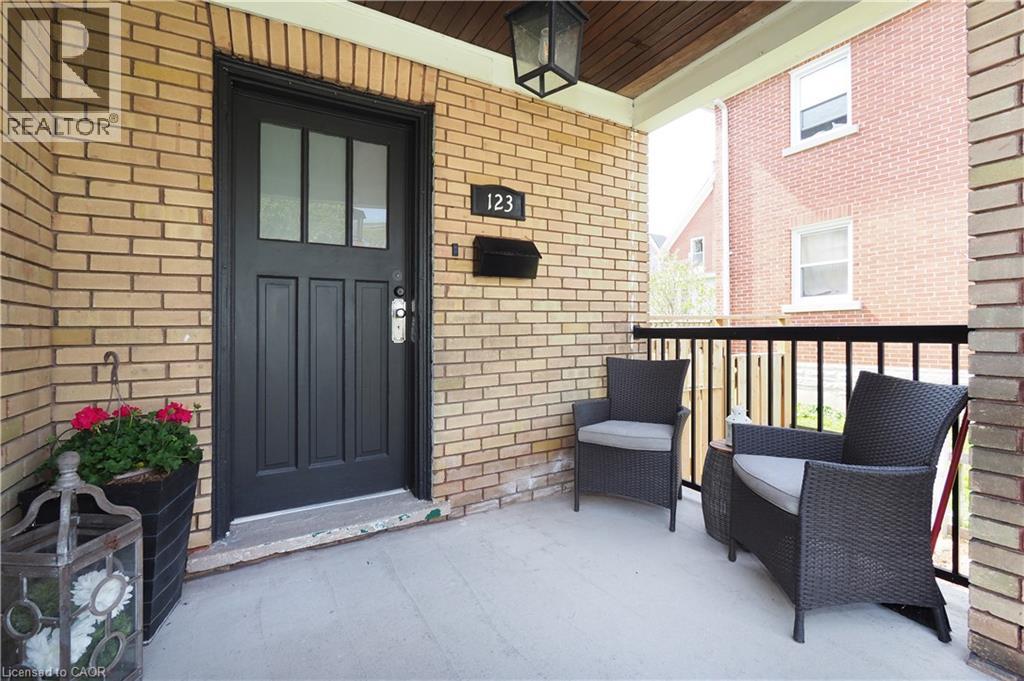 123 SAMUEL Street - Image 10
