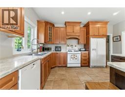 4pc Ensuite bath - 1026 Front Road, St  Williams, ON N0E1P0 Photo 10