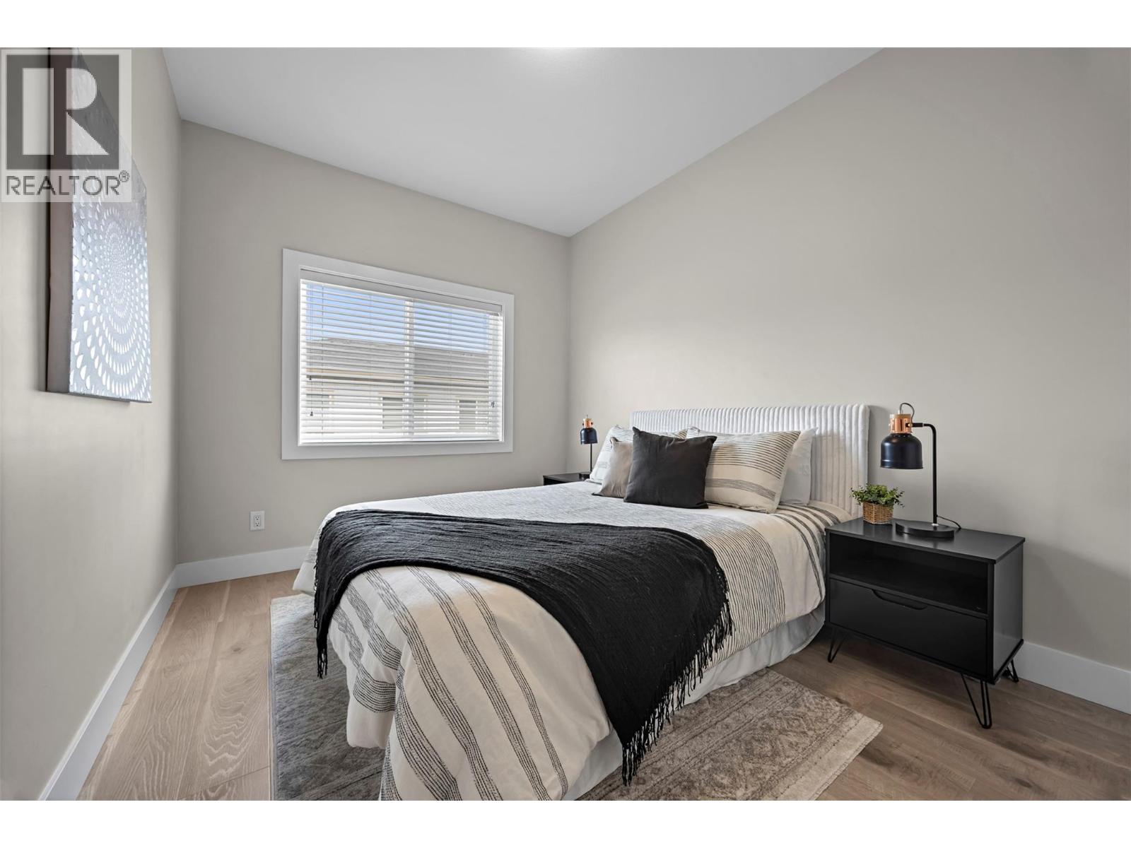 #18 255 Taylor Road - 29