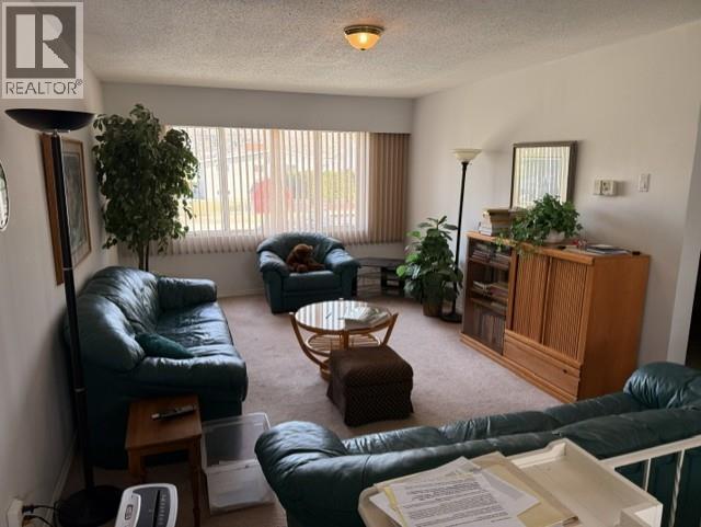 #69 800 Valhalla Place - 12
