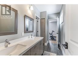 1569 Wembury Road, Mississauga, ON L5J2L8 Photo 24