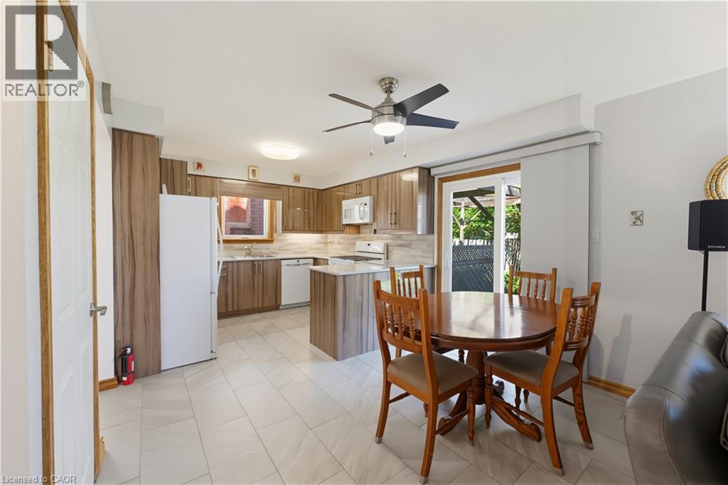 413 ACADIA Drive - 12