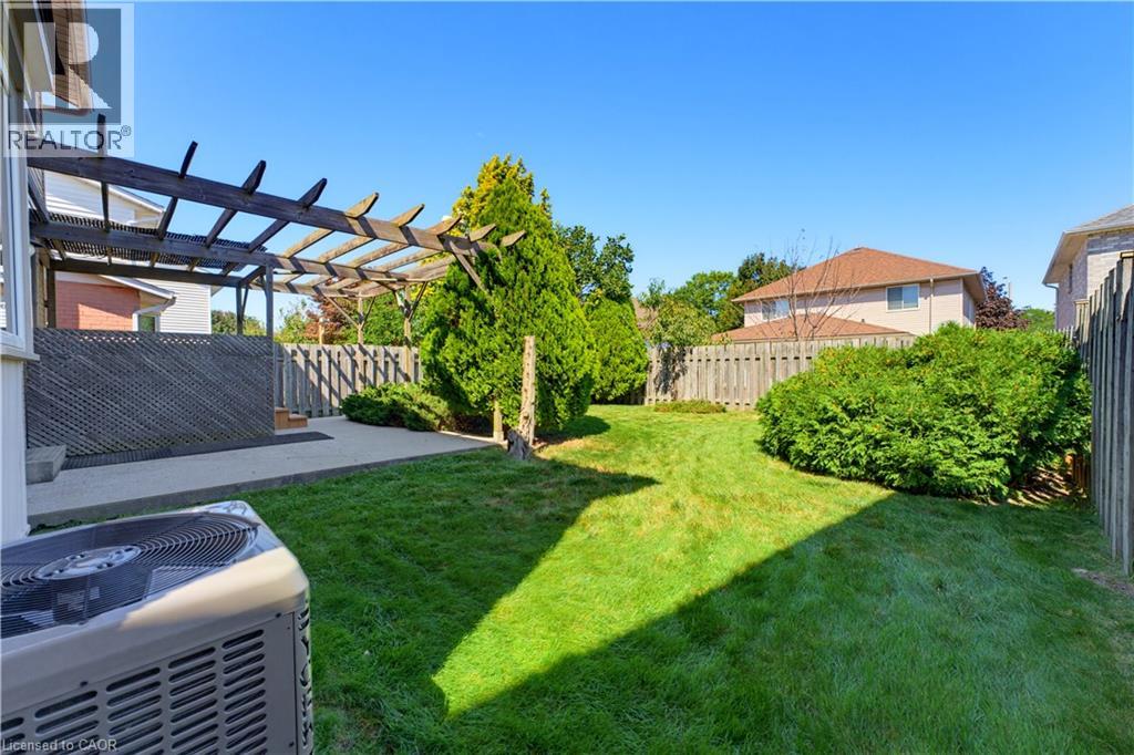 413 ACADIA Drive - Image 33