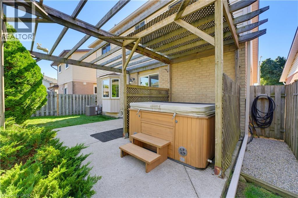 413 ACADIA Drive - 35